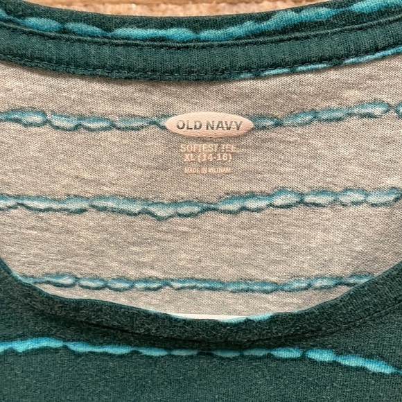 𝅺Old Navy girls softest tee size XL 14-16 - Picture 2 of 4